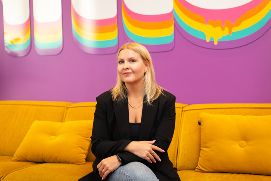 A Splash of Pink in the Dating App Scene - Smitten is the trademark of March