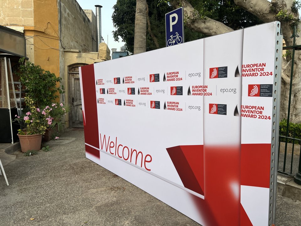 The evening before the award ceremony, a grand reception was held in the Barrakka Gardens in the capital city, Valletta.