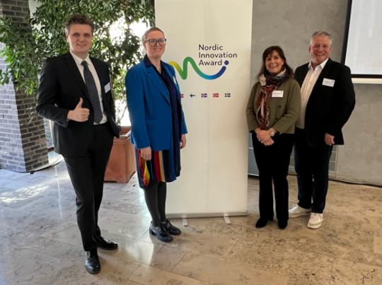 Íslenska „sendinefndin“ á afhendingu Nýsköpunarverðlauna Norðurlandanna: Halldór Harðarson, Innovation Coordinator and Grants Manager hjá Kerecis; Edda Sif Pind Aradóttir, forstjóri Carbfix; Borghildur Erlingsdóttir, forstjóri Hugverkastofunnar og Eiríkur Sigurðsson, samskiptastjóri Hugverkastofunnar.