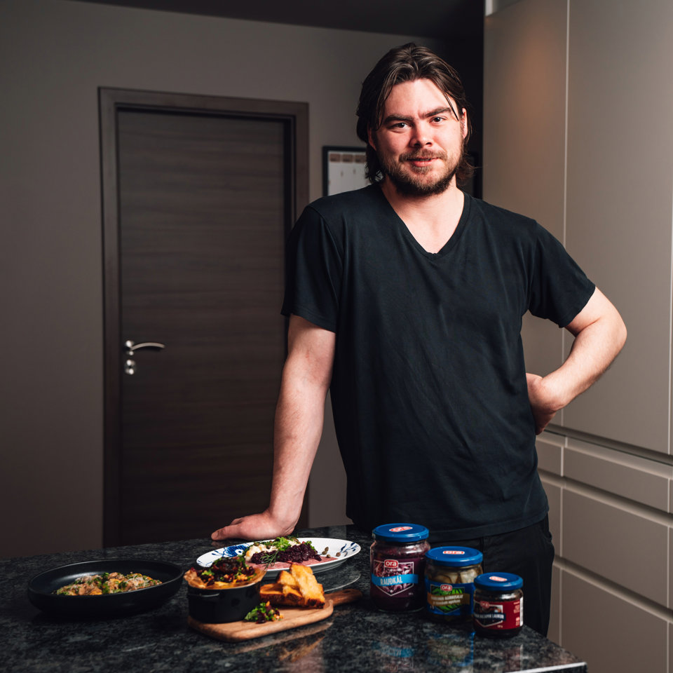 Kjartan Óli Guðmundsson, vöruþróunarstjóri ORA er menntaður matreiðslumaður og iðnhönnuður.