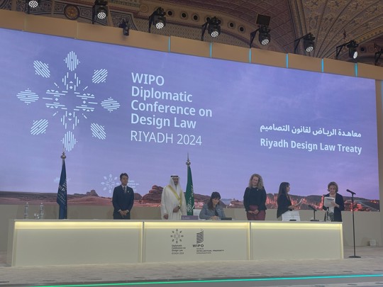 Undirskrift Rihyad Design Treaty